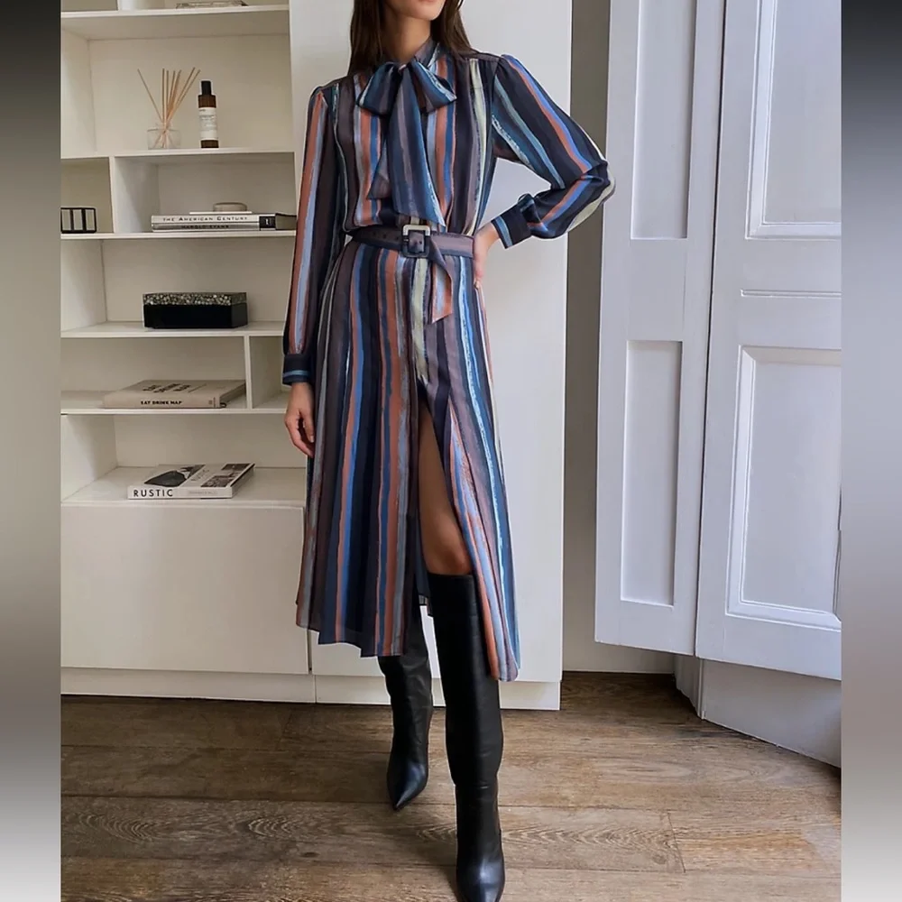BRAND NEW! Aritzia Babaton Dress - Picture 1 of 13